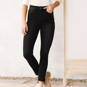 Black Buckle Ultra High Rise Skinny Jeans Size 32/28